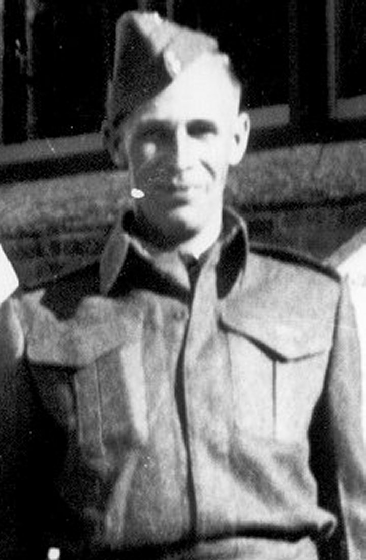 Kenneth ( Kelly ) George Mosson